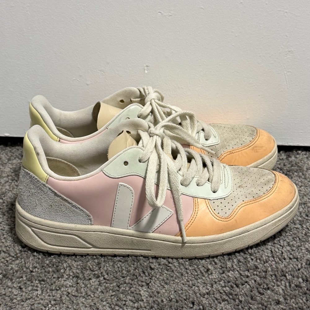 VEJA SNEAKERS | V-10 LEATHER PETALE WHITE MULTICO | WOMENS SIZE 9 | UK 40